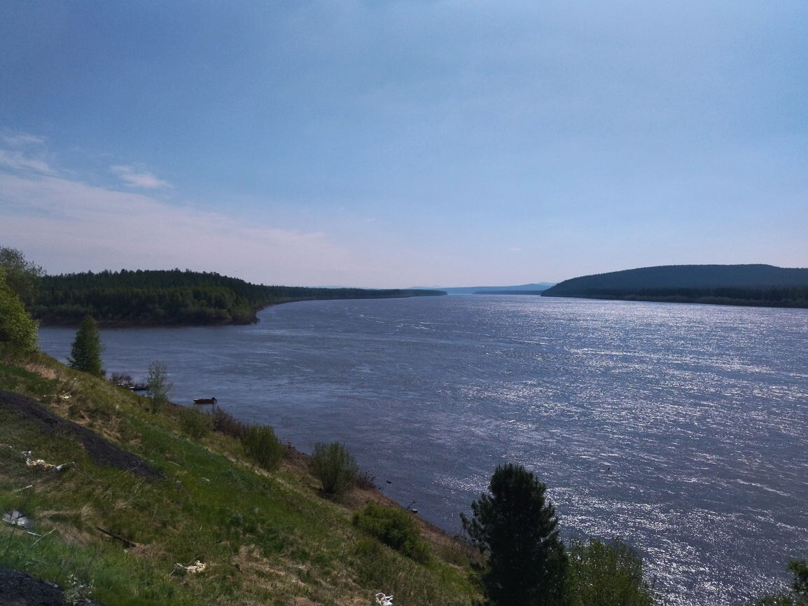 Слияние рек Тутончаны и Нижней Тунгуски