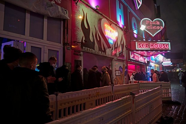 Фото: Fabian Bimmer / Reuters