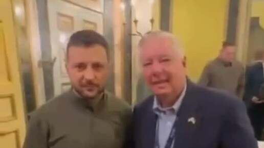 Так вот я ему говорю. Братья стругацкие цитаты. Так вот я ему говорю. Я ему говорю у меня насморк. Ничего не хочу кушать.