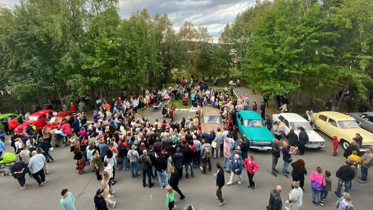Листайте вправо, чтобы увидеть больше изображений