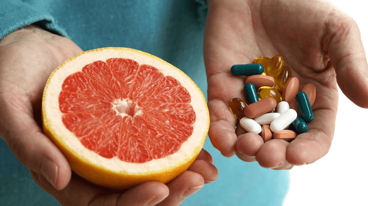    Грейпфрут нельзя принимать со многими препаратами, так как это опасно для здоровья. Источник фото: dzen.ru