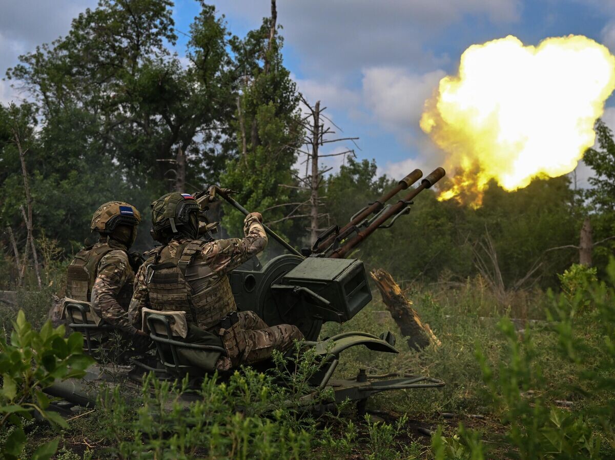    Военнослужащие подразделения противовоздушной обороны © РИА Новости / Станислав Красильников