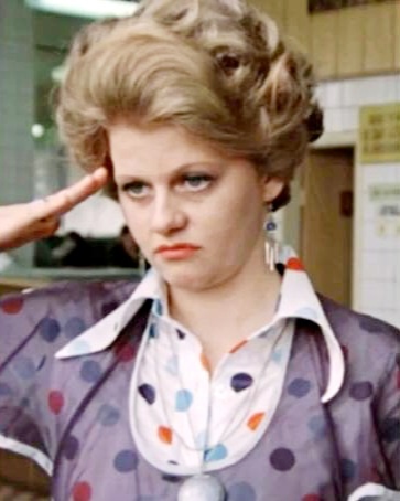 Неунывающая и неисправимая Людмила