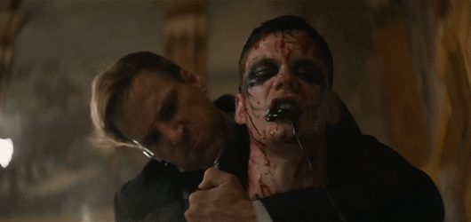 – Все потуги на экшен выглядят беспомощно.