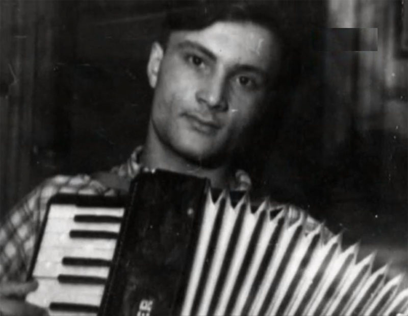 Георгий Данелия в молодости