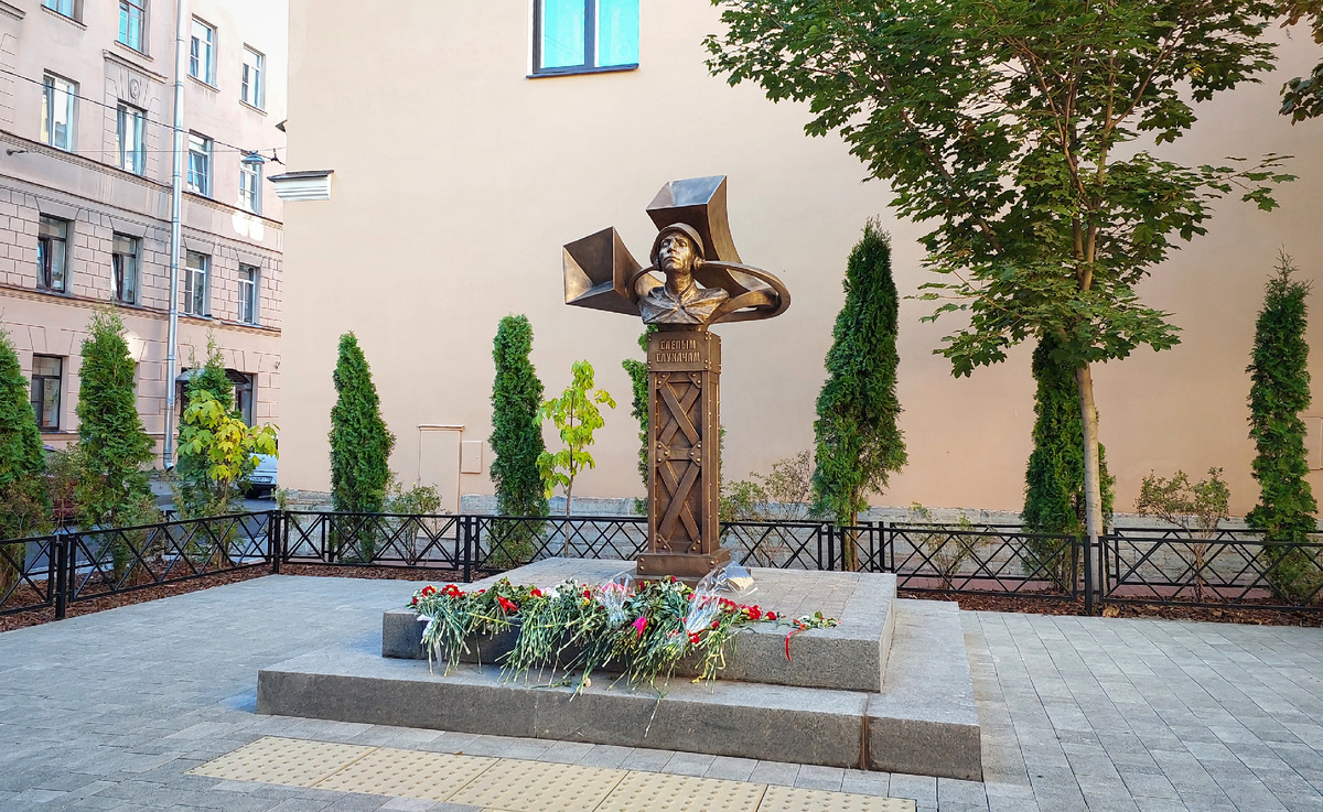 Открытие монумента состоялось накануне Дня памяти жертв блокады Ленинграда 8 сентября