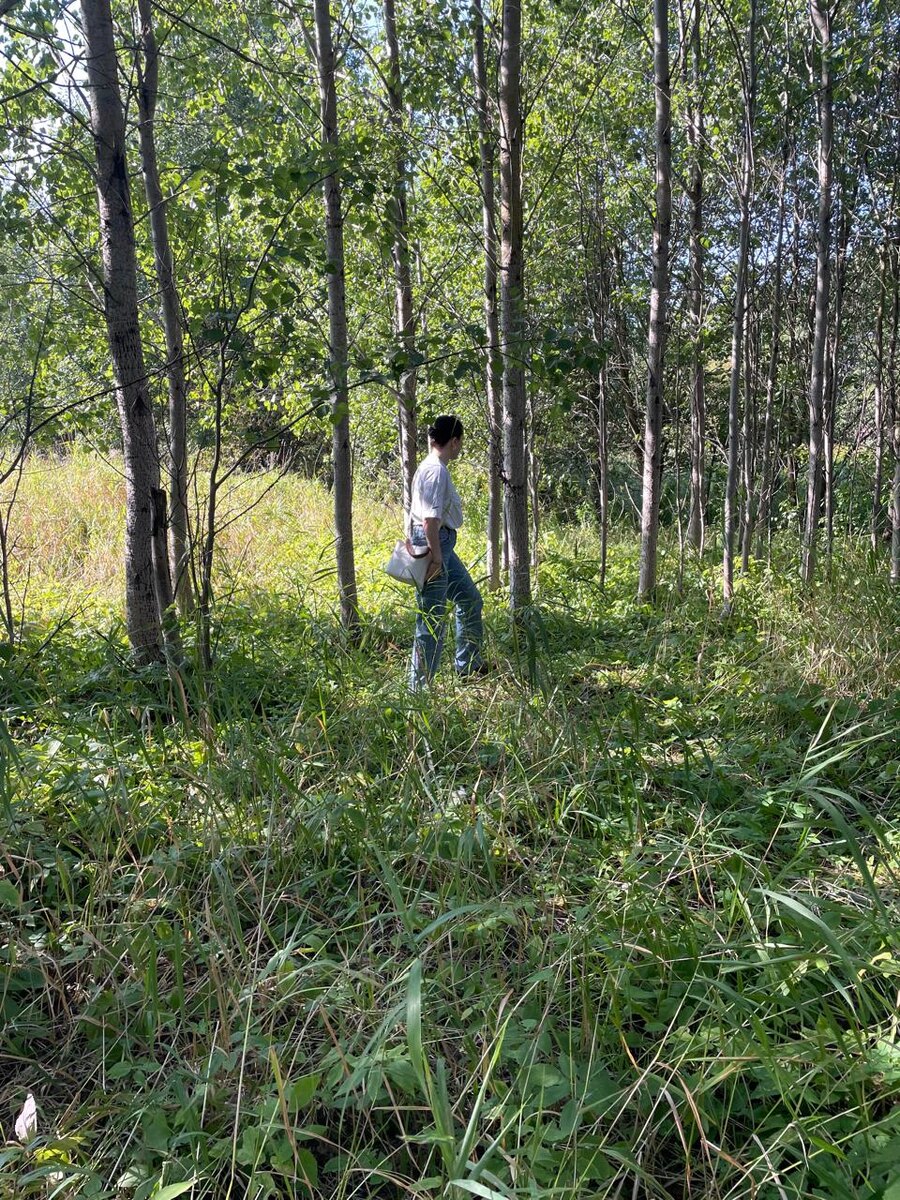 Женя - красотка! Не то что я пошла)