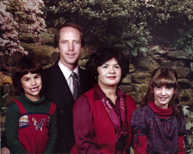 Семья Мэтьюз