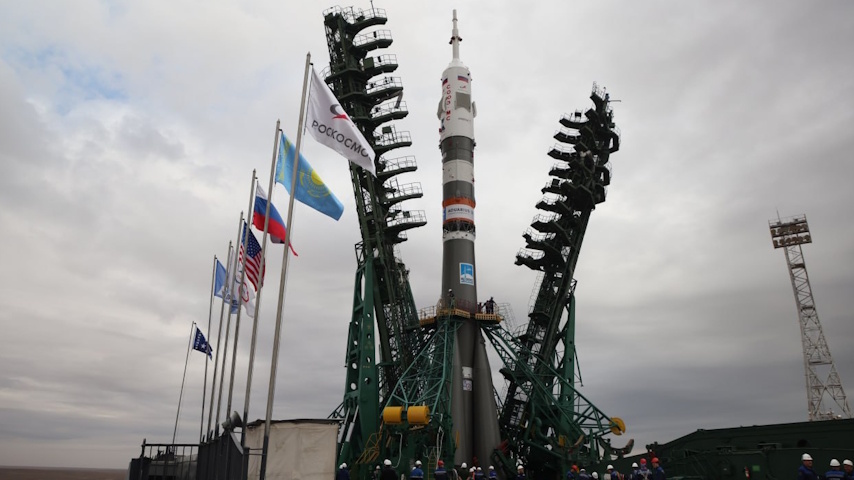 (C) Роскосмос
