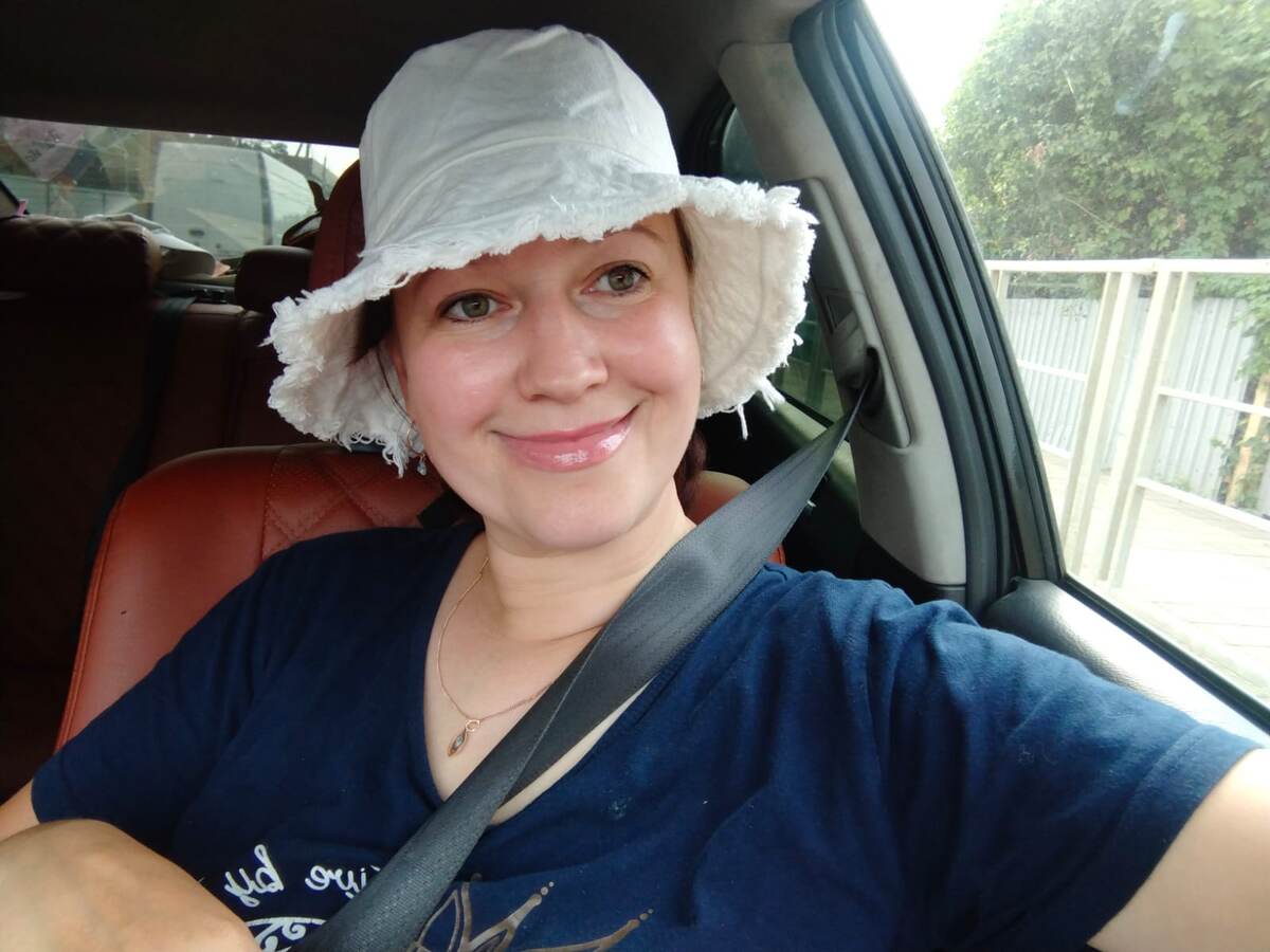 Я Ксюша☀️38 лет. 167 см. Трое деток))