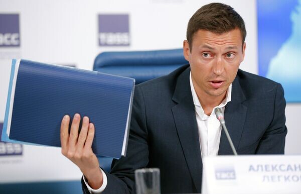 А . Легков