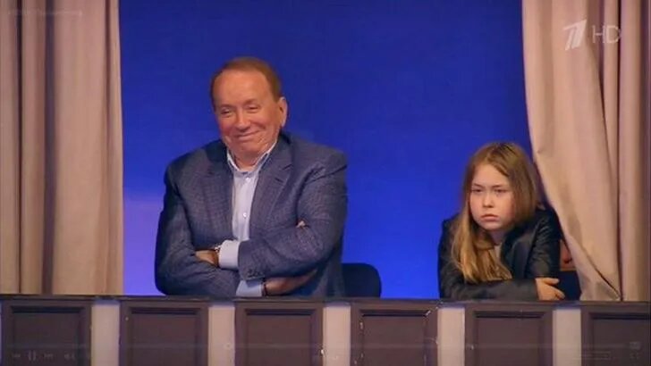 Александр Масляков с внучкой. ФОТО: кадр из программы