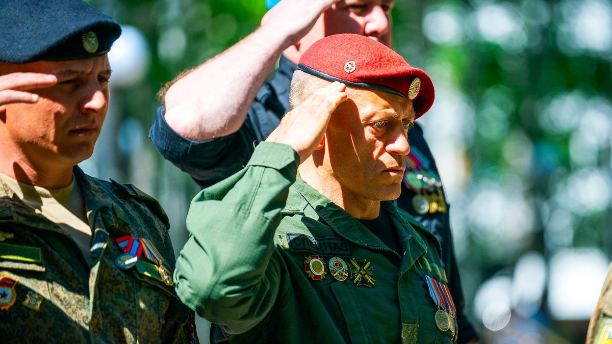    Ветеран специальной военной операции комбат Дмитрий Аксёнов одержал победу на довыборах в Думу Югры