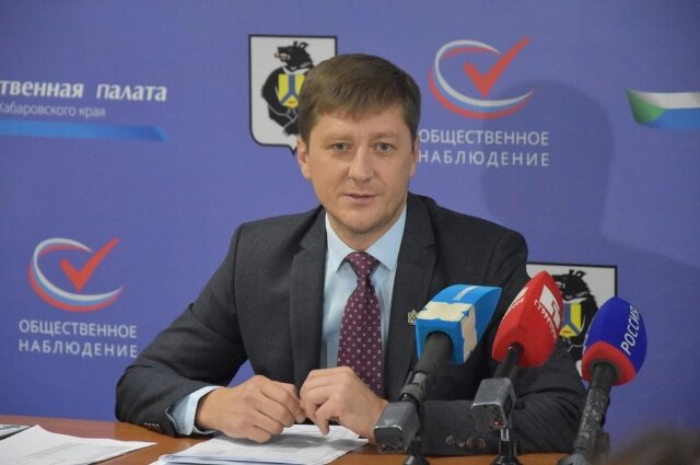    Председатель Крайизбиркома Денис Кузьменко. Фото: Телеграм-канал Избирательная комиссия Хабаровского края