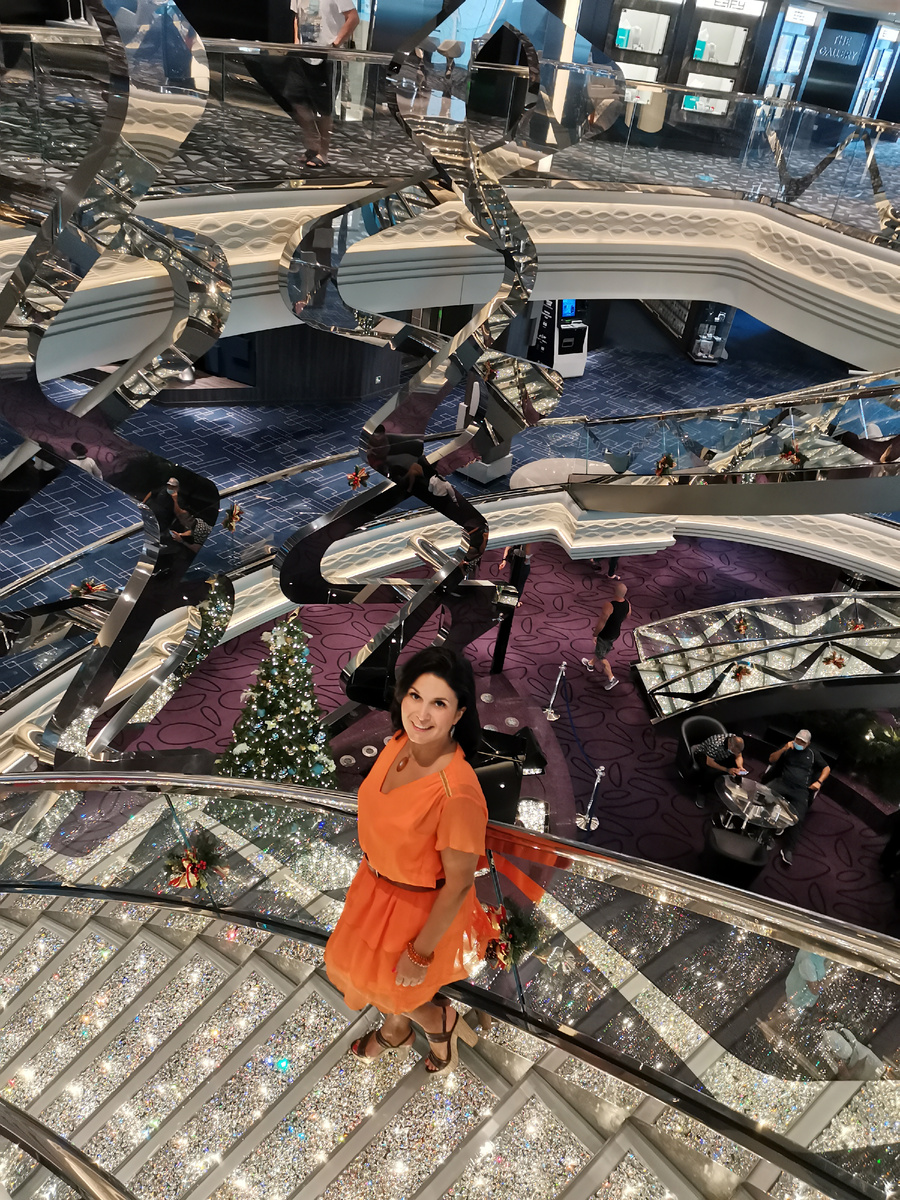 Лайнер MSC Virtuosa 