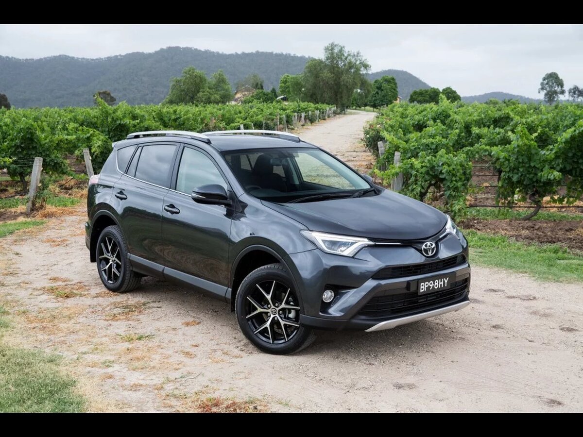 RAV4 - вариатор на 2,0 и он вполне нормально ходит. 