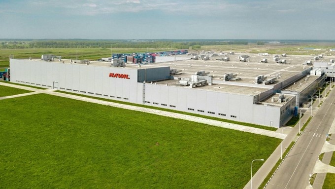 На заводе HAVAL в Туле происходит сборка компонентов, сварка и покраска. 