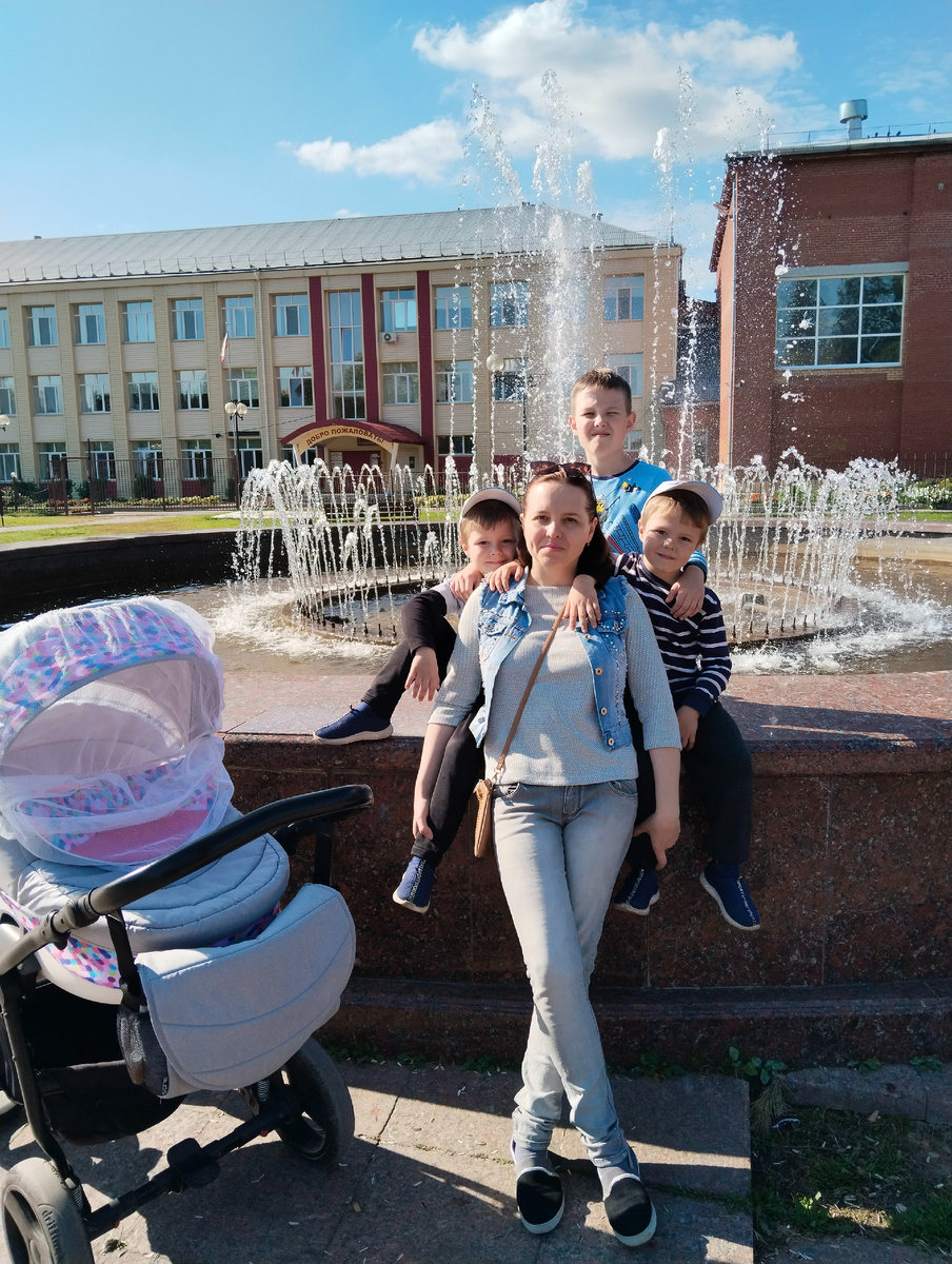 Многодетная мать