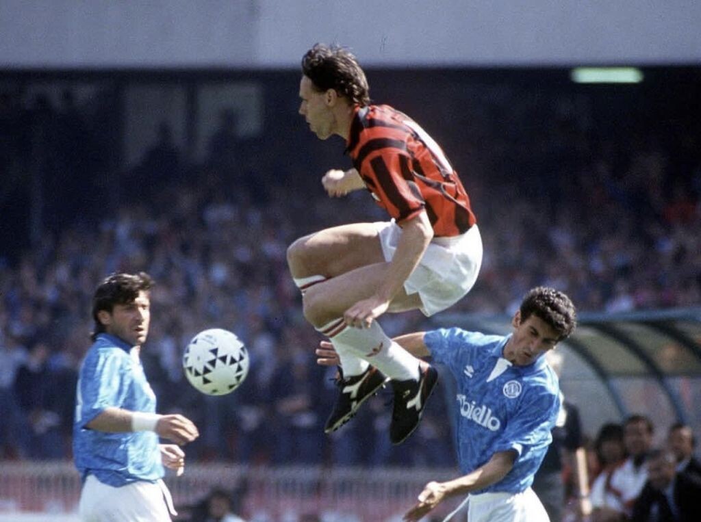 Марко Ван Бастен даже в 30 лет никогда бы не перешел в клуб уровня «Сьона»