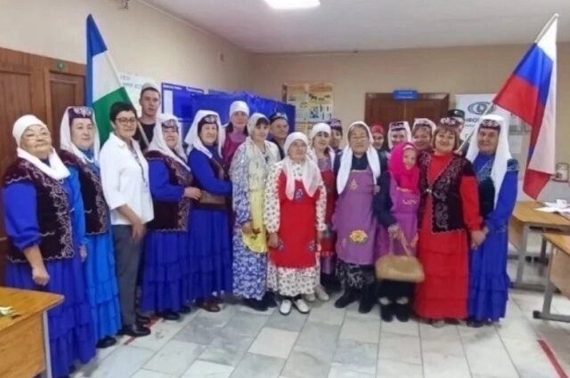    Все жители деревни Башкортстан Аскинского района. Фото: Администрация Аскинского района