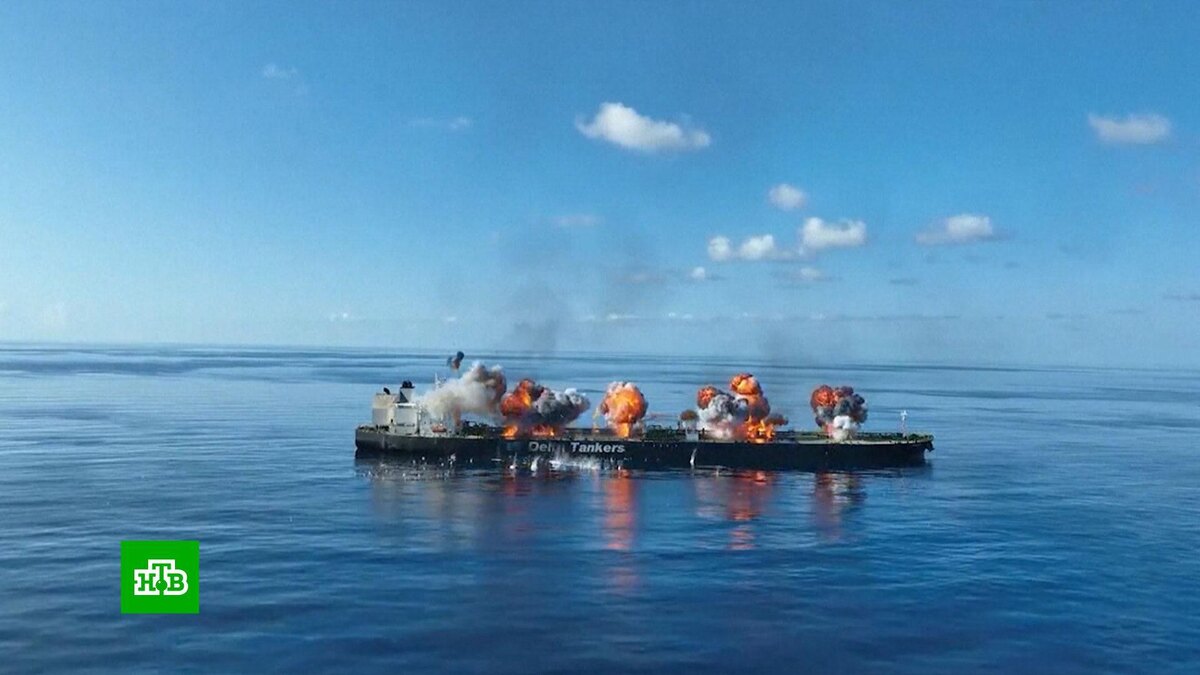    Хуситы разрешили отбуксировать дважды подорванный в Красном море нефтяной танкер