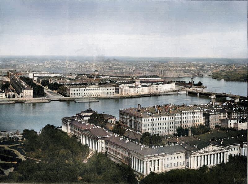 1924 - Вид на Ленинград с колоннады Исаакиевского собора (фото - А.А. Александров) 