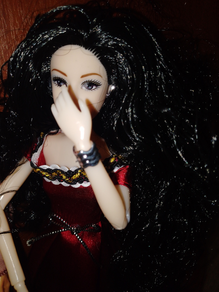 Вся в слезах