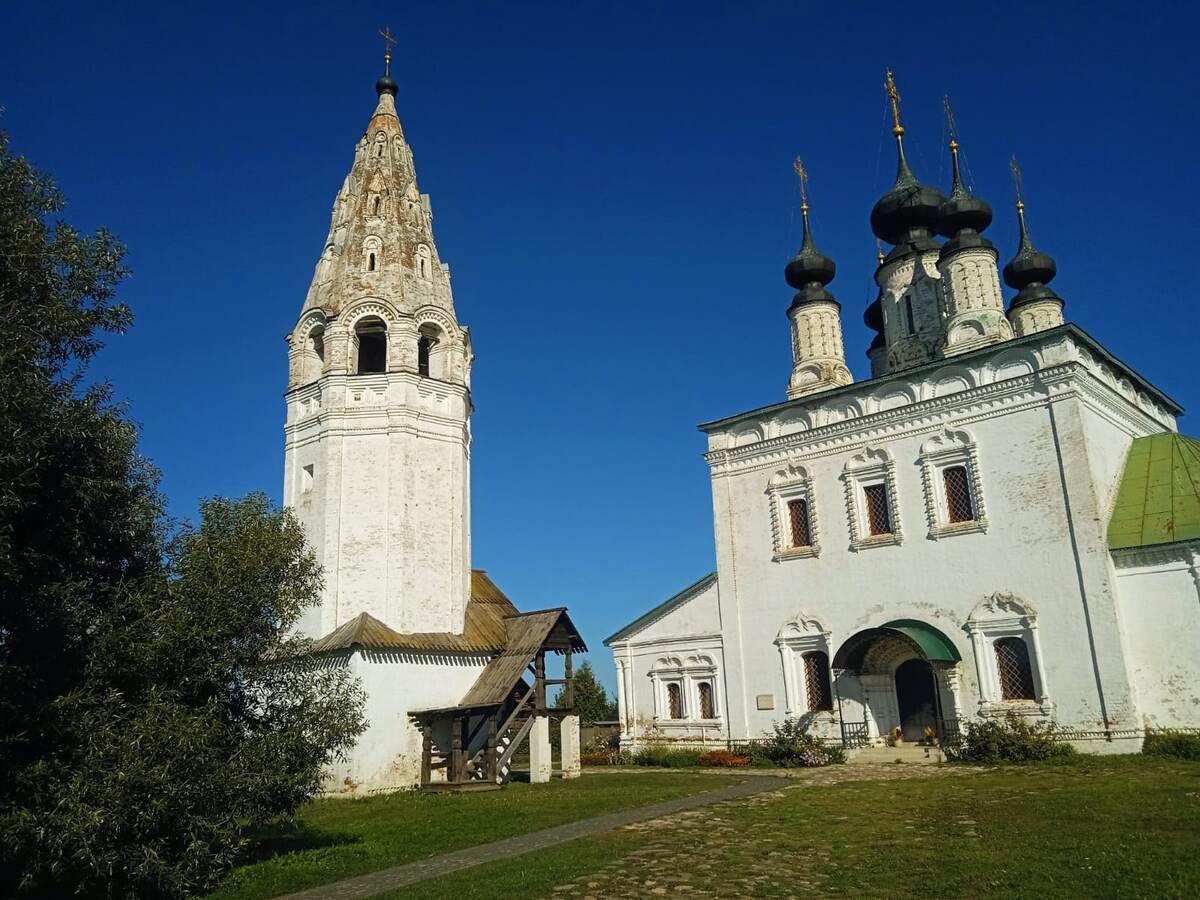 Александровский мужской монастырь