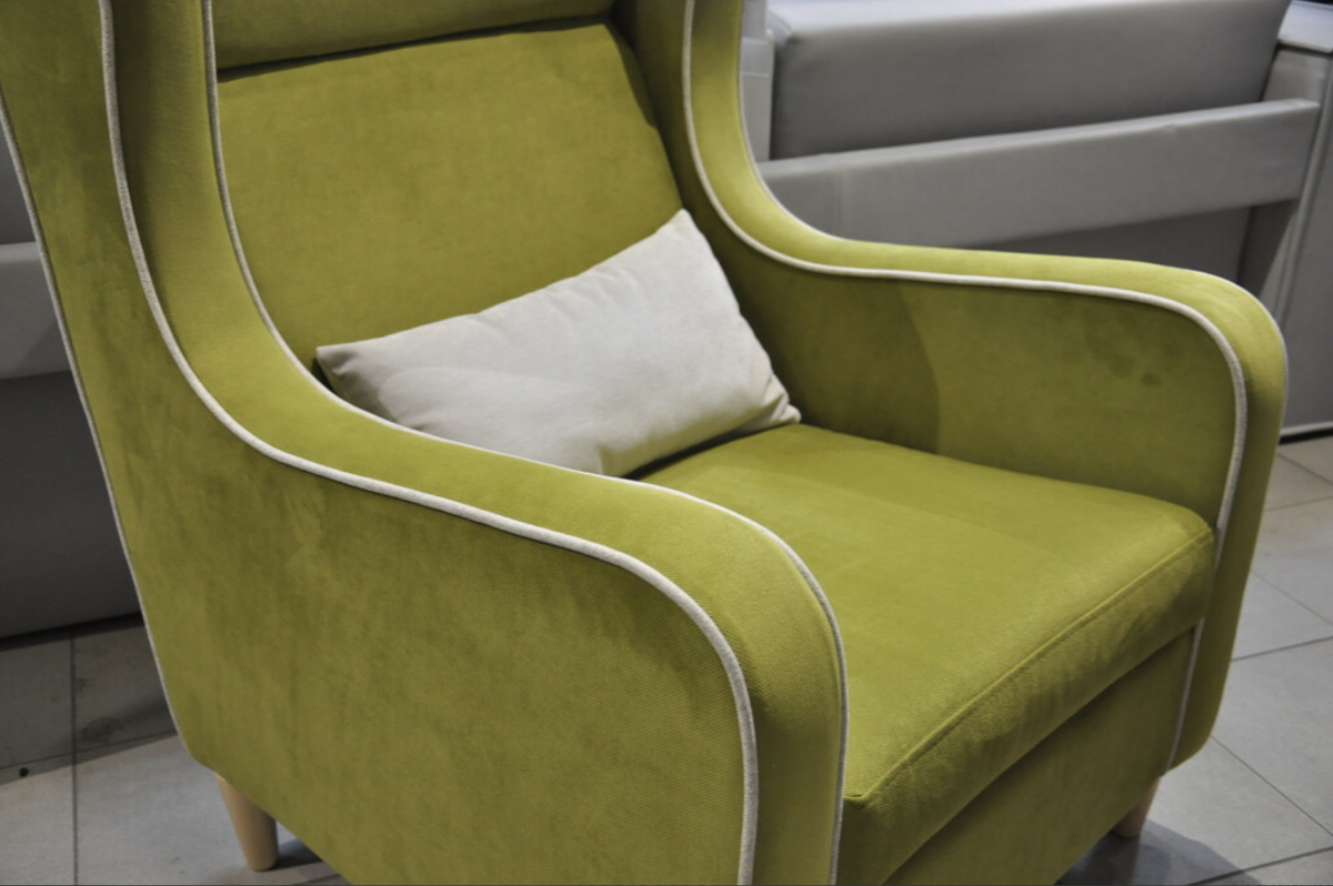 Кресло для отдыха желтое