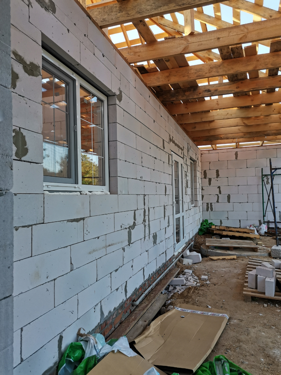 Нужно ли получать разрешение на строительство частного дома и как это сделать?