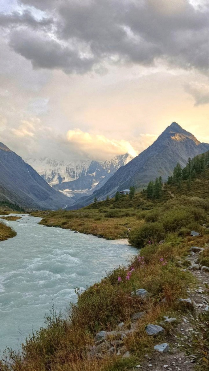 Белуха, Аккем, Алтай