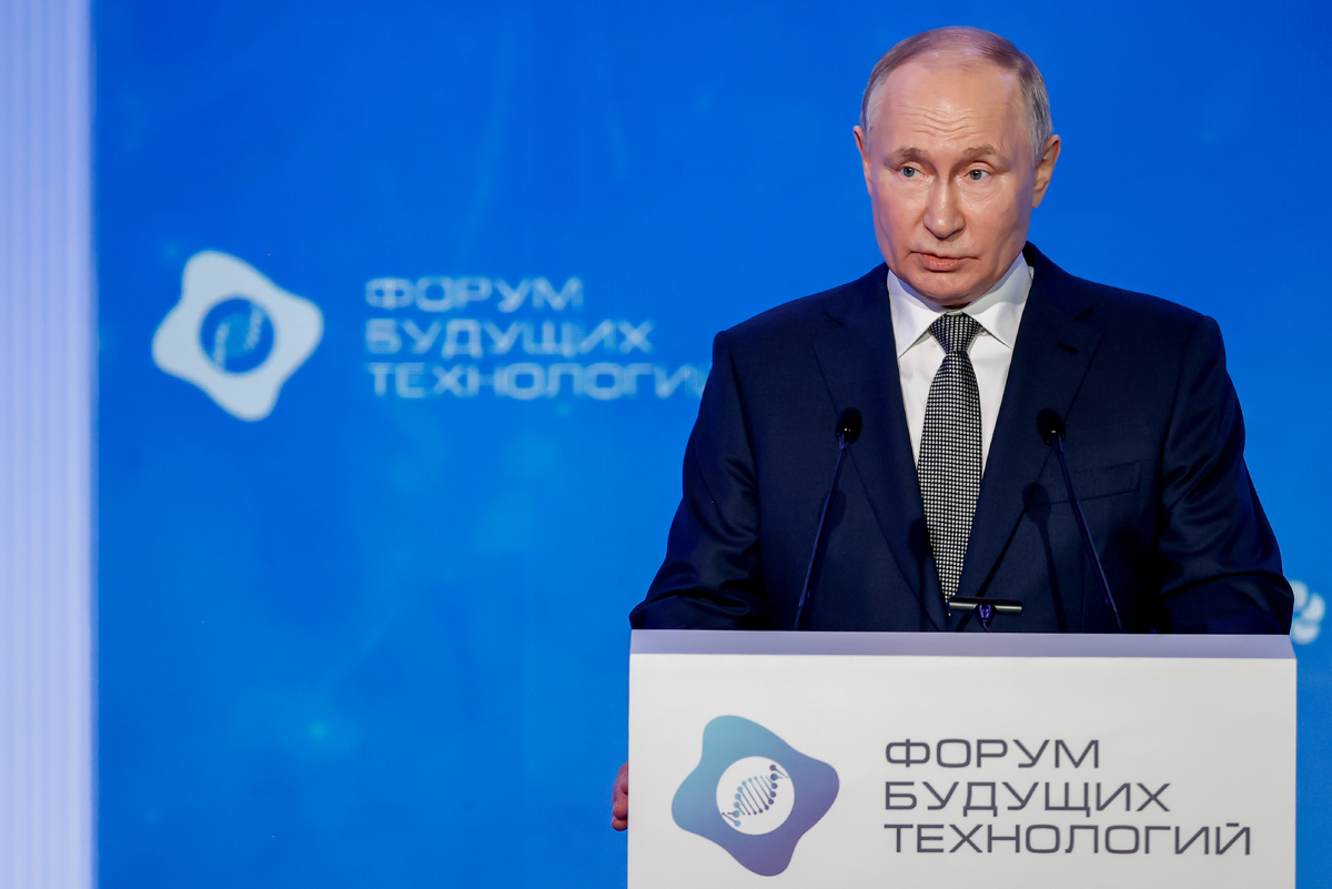 Владимир Путин на пленарном заседании. Фото из открытых источников.