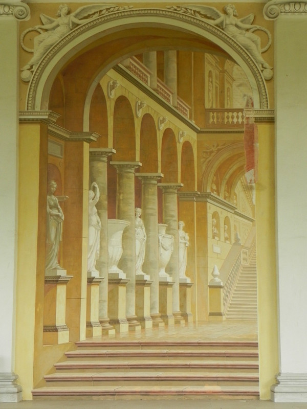 Часть галереи Гонзаго в Павловске. Как я могла забыть это сфотографировать? Пришлось взять из свободного доступа. 