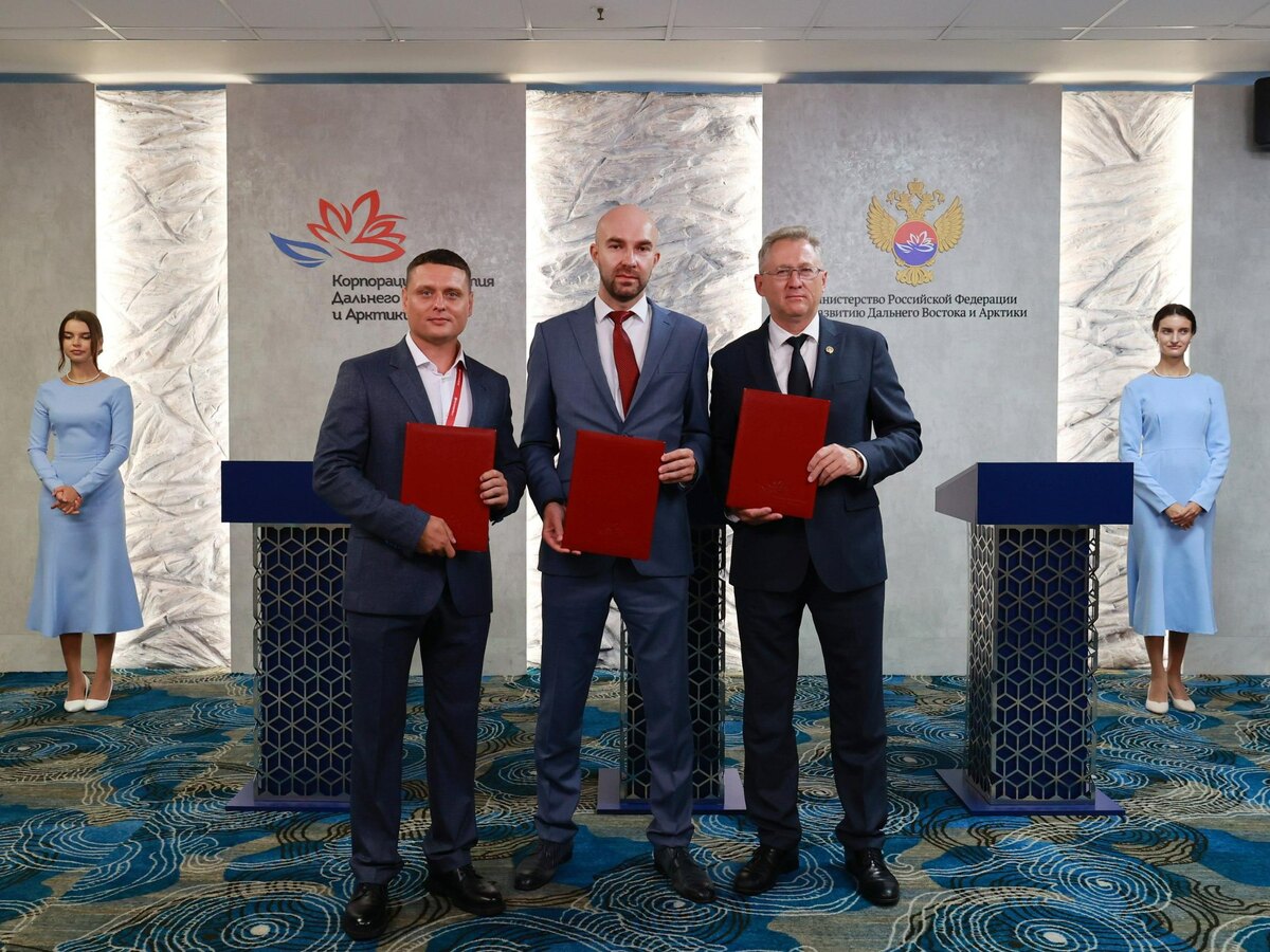  На полях ВЭФ-2024 подписано трехстороннее соглашение о строительстве завода глубокой переработки сои / Фото: КРДВ