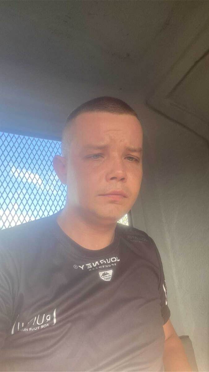 - Знакомое лицо! Где-то я его видела,  - подумала  читательница и полезла за ответом в Интернет. 