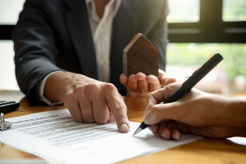 Расписка при открытии аккредитива: что нужно знать покупателю квартиры?