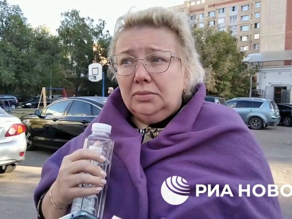    Жительница Раменского о первых минутах после атаки беспилотника© РИА Новости