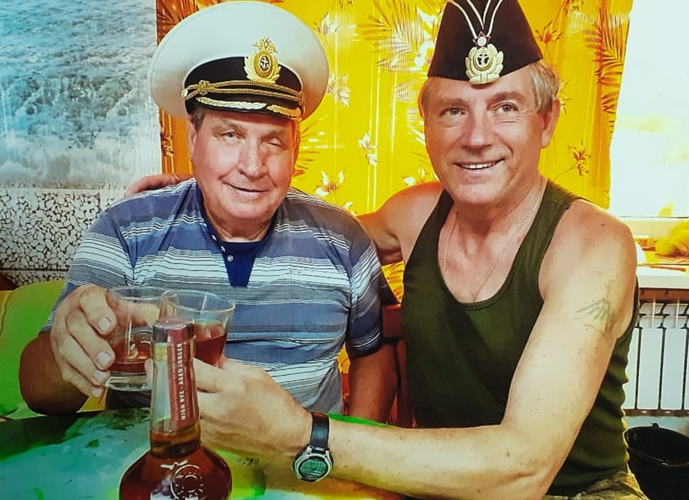 Владимир Иванович Плаксунов и Алексей Леонидович Фурманов, им посвящаю литературный коллаж