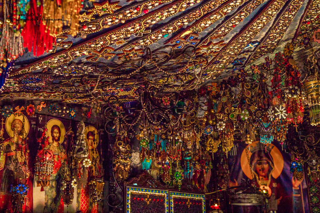 Бисерный монастырь. Бисерный монастырь. Бисерный монастырь. Бисерный монастырь. Бисерный монастырь.