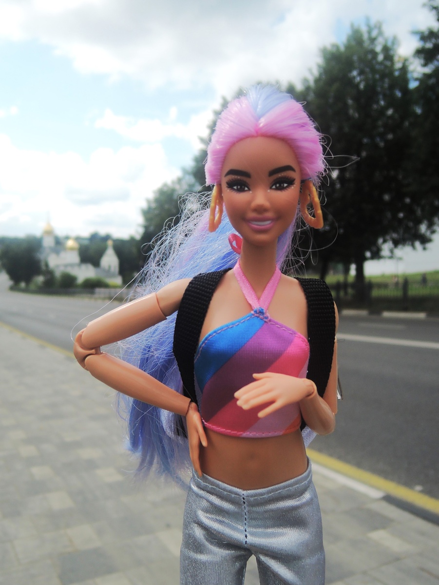 Жизнерадостная и любознательная девушка Флай