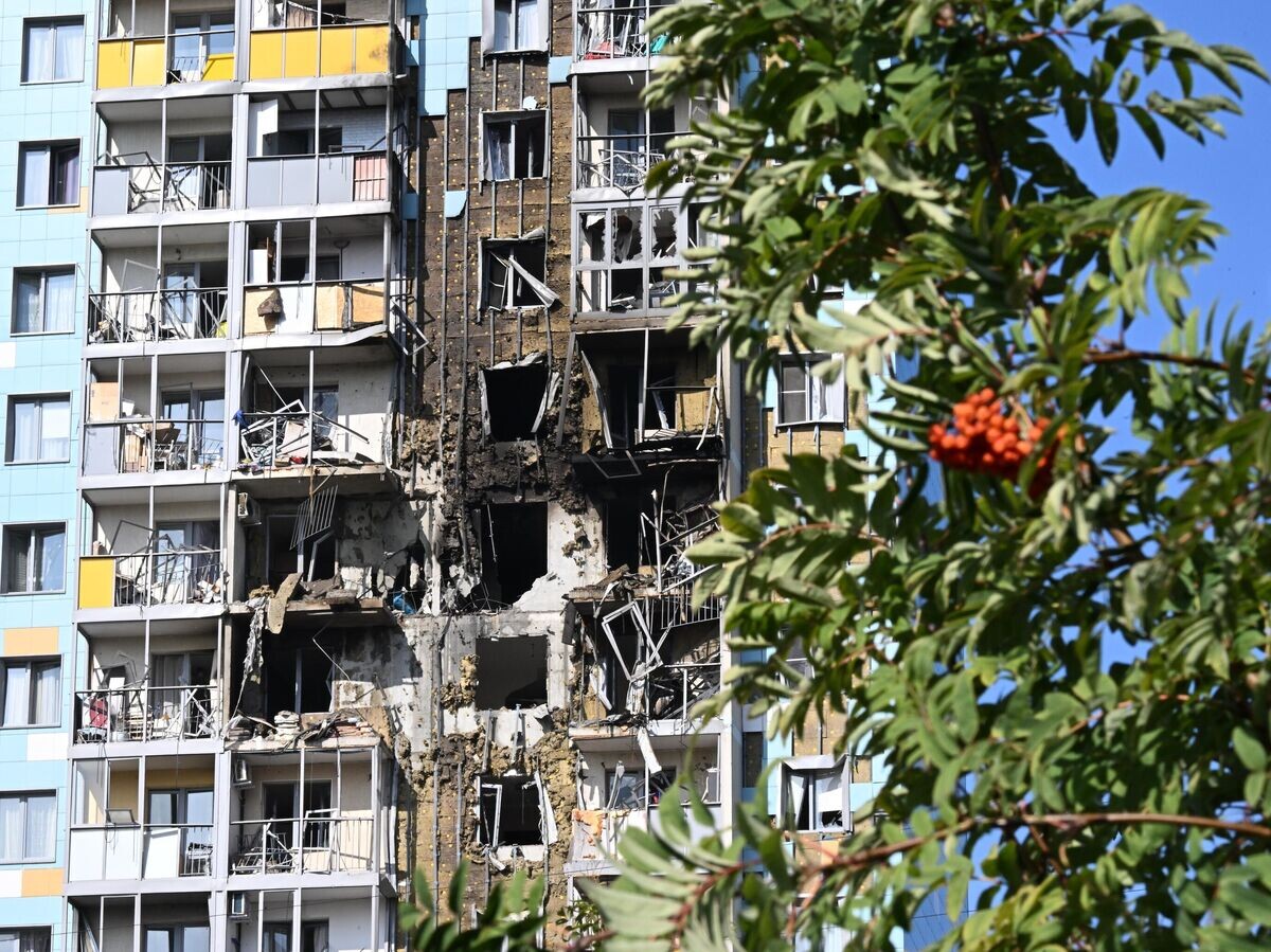    Последствия атаки БПЛА в Раменском© РИА Новости / Илья Питалев