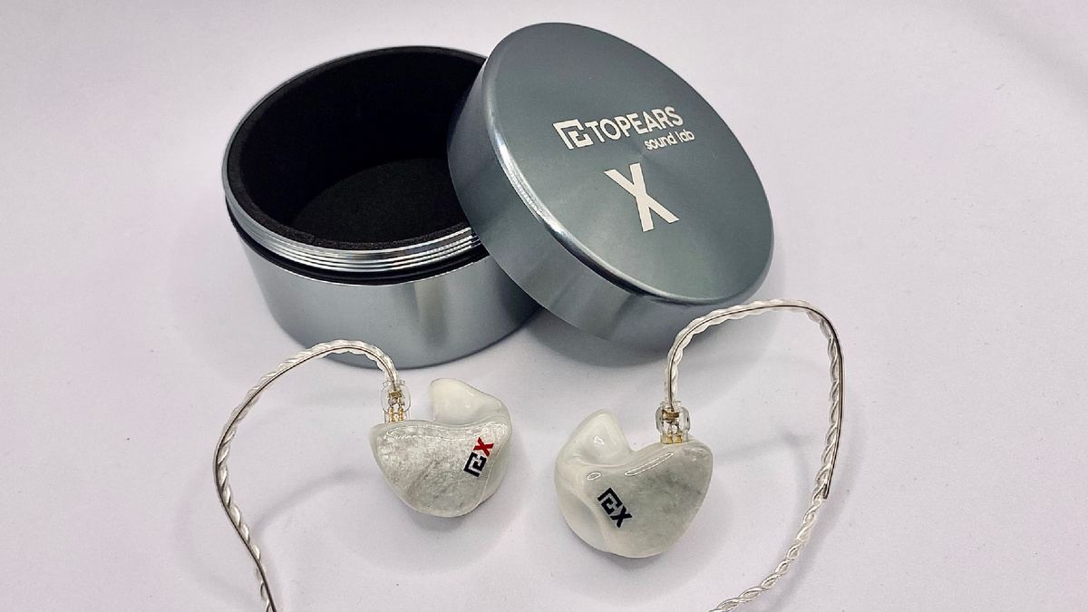 Кастомные наушники с технологией Xct