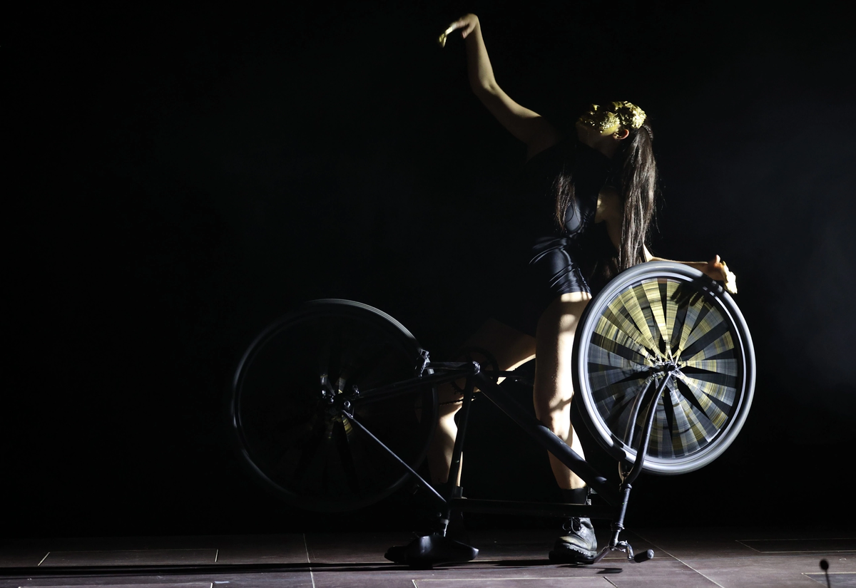 Сцена из спектакля фото из открытых источников 