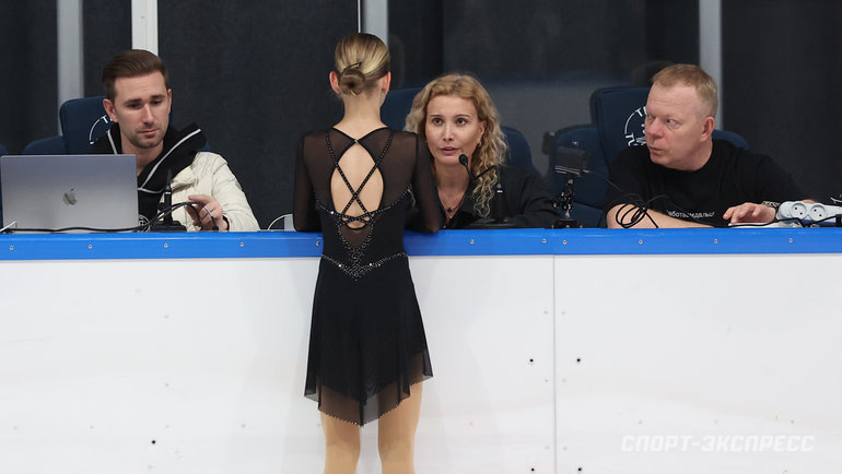    Даниил Глейхенгауз, Этери Тутберидзе, Сергей Дудаков и Алена Принева.Александр Федоров