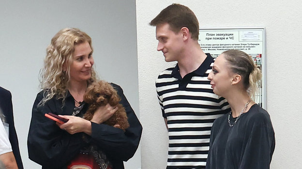    Этери Тутберидзе, Дмитрий Козловский и Александра Бойкова.Александр Федоров