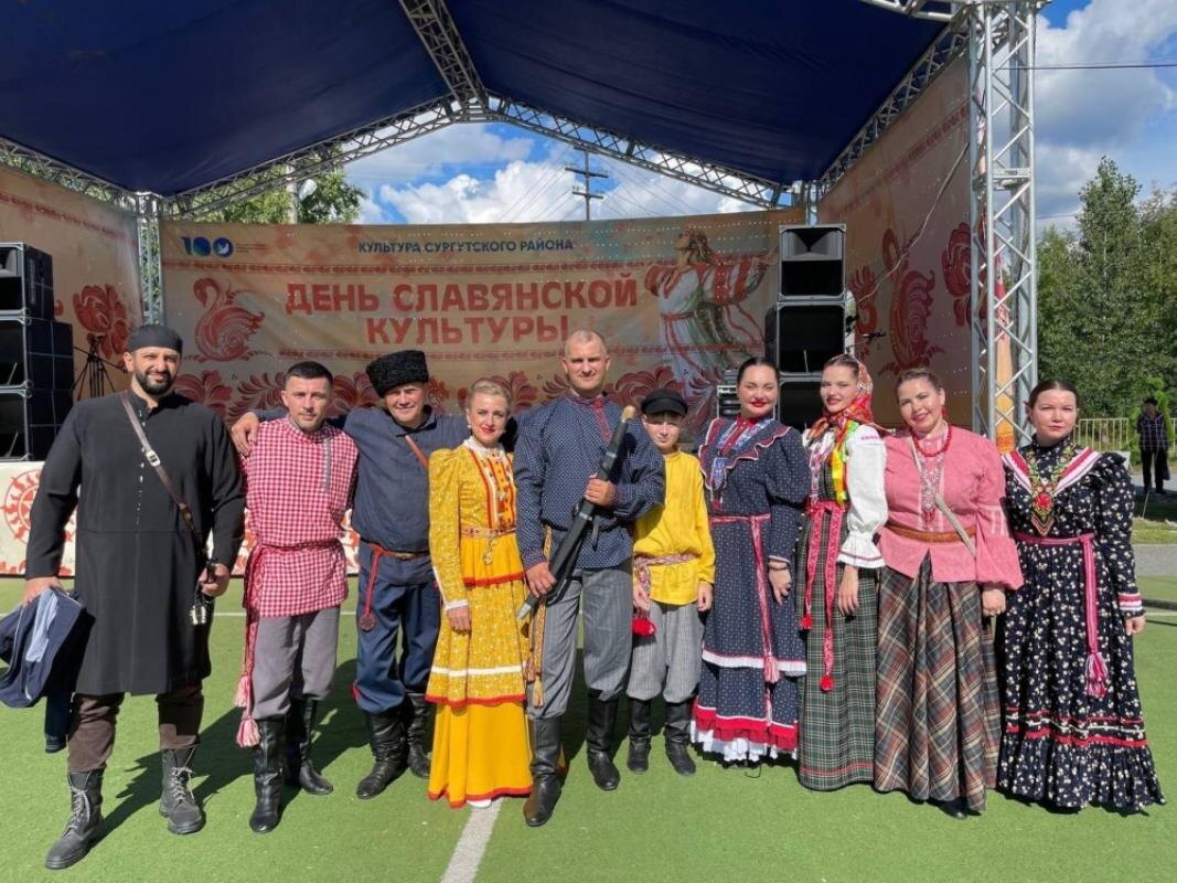    Из Сургутского района едут в Москву «Скоморохи»