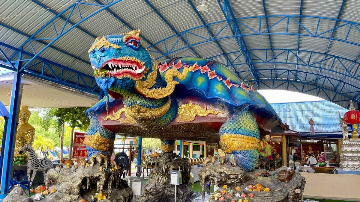 Храм черепахи Wat Nong Chap Tao. Фото автора.