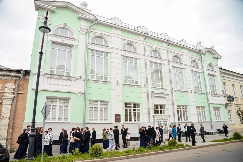    В Оренбурге в историческом здании открылся пятый музей-спутник Эрмитажа Мария Чалкина