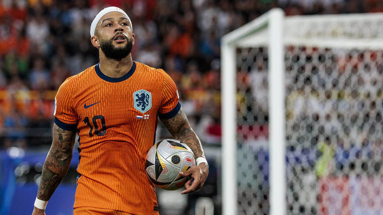    Мемфис Депай. Global Look Press