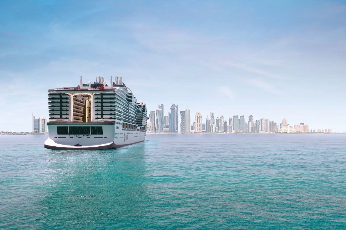 Круизы из дубая 2025 по персидскому. MSC World Europa New ship 2022. MSC World Europa круизный лайнер. Круизный лайнер Дубай MSC. Круизный корабль "MSC World Europa New ship 2022".
